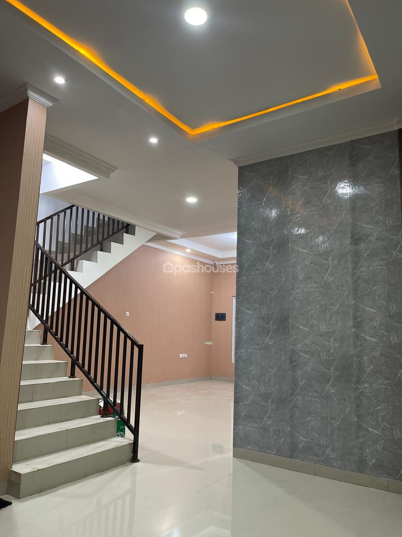 Perumahan Imperial Gading Blok H1 No.12