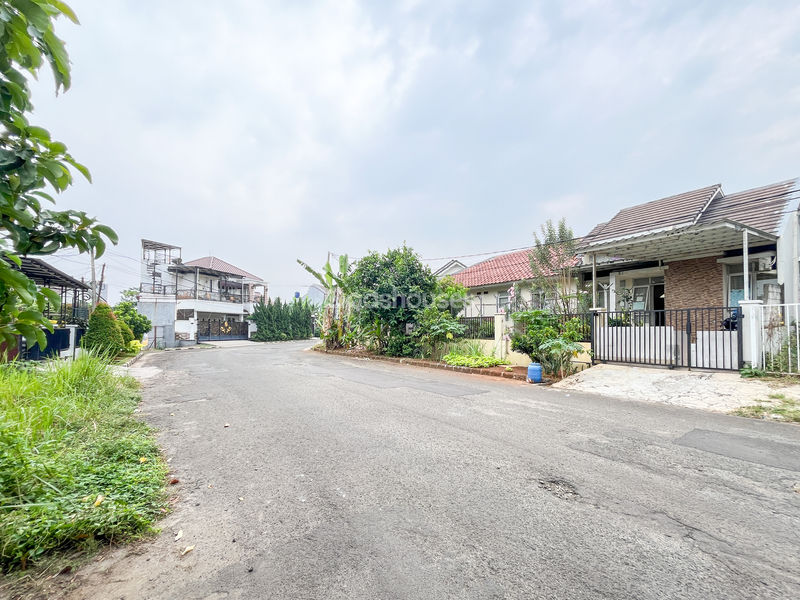 Bukit Rivaria Sawangan Blok M2 No.31