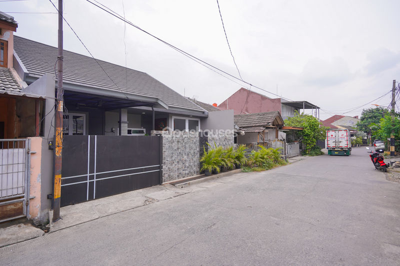 Jalan Sadewa