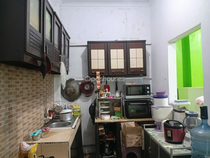 Jalan Mawar Merah 1 No.256
