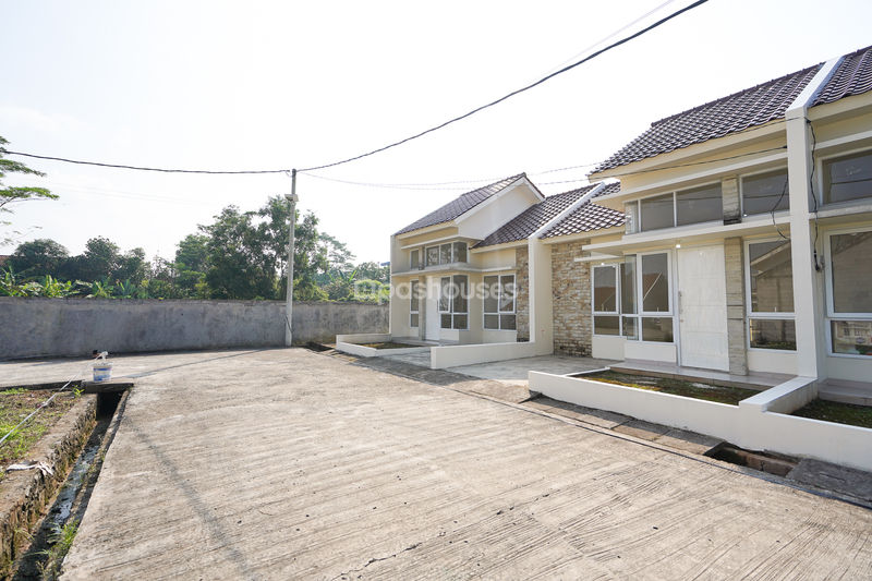 Perumahan Pakubuwono Town House Telajung
