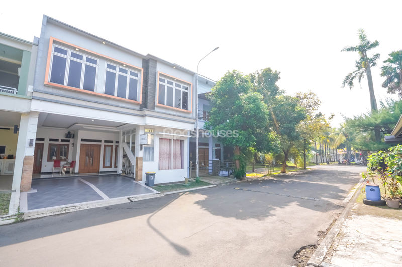 Perumahan Puri Gading Villa Tampak Siring Blok B4
