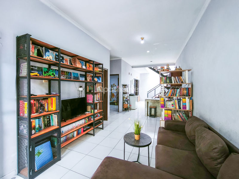 Cilebut Residence 1 Cluster Bougenville Blok I1 No.12