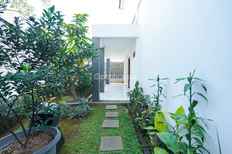 Kebun Raya Residence Blok B No. 7