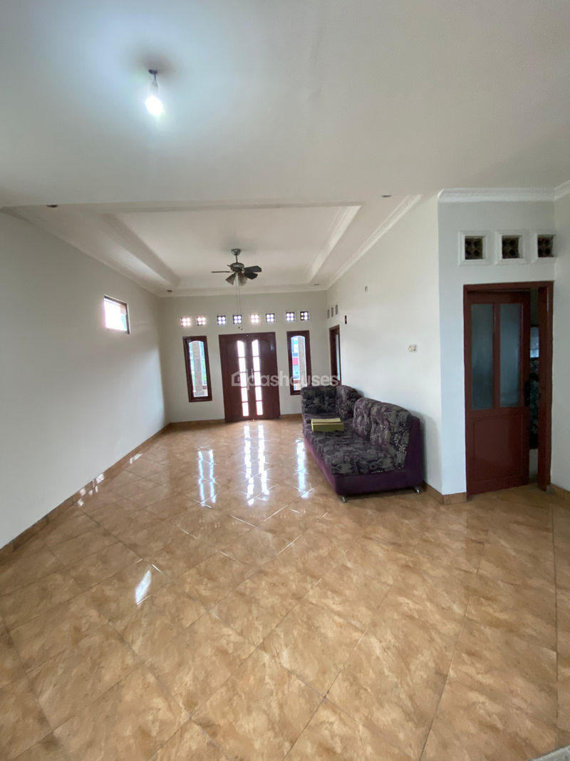 Jalan Raya Cikuda Wanaherang