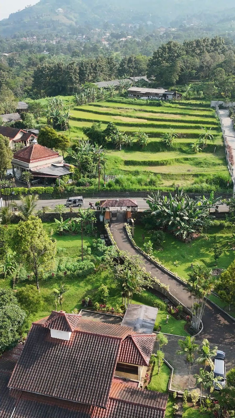 Villa Cihideung Bogor