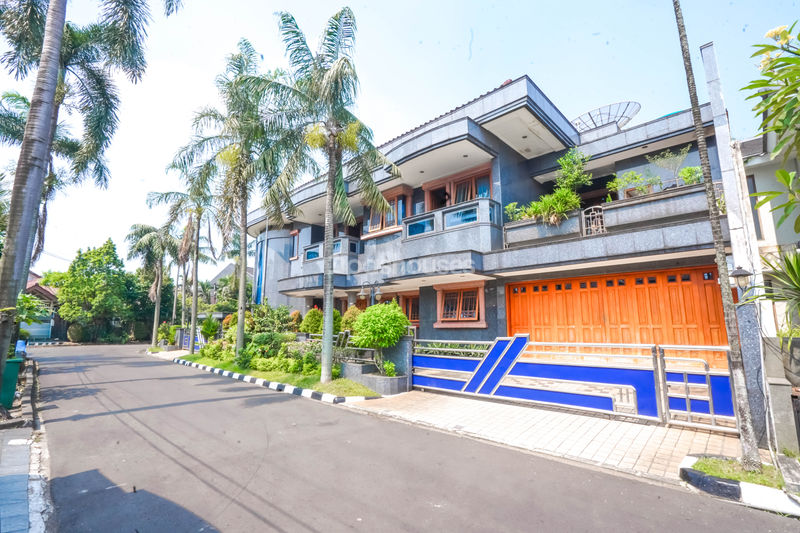 Jalan Teratai VIII Blok T No.7-8 Jagakarsa