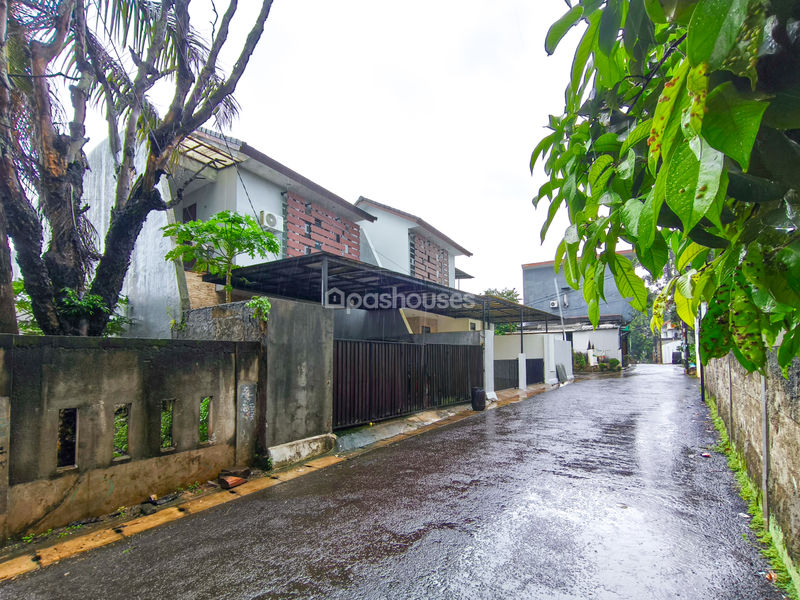 Jalan Elang II No.1