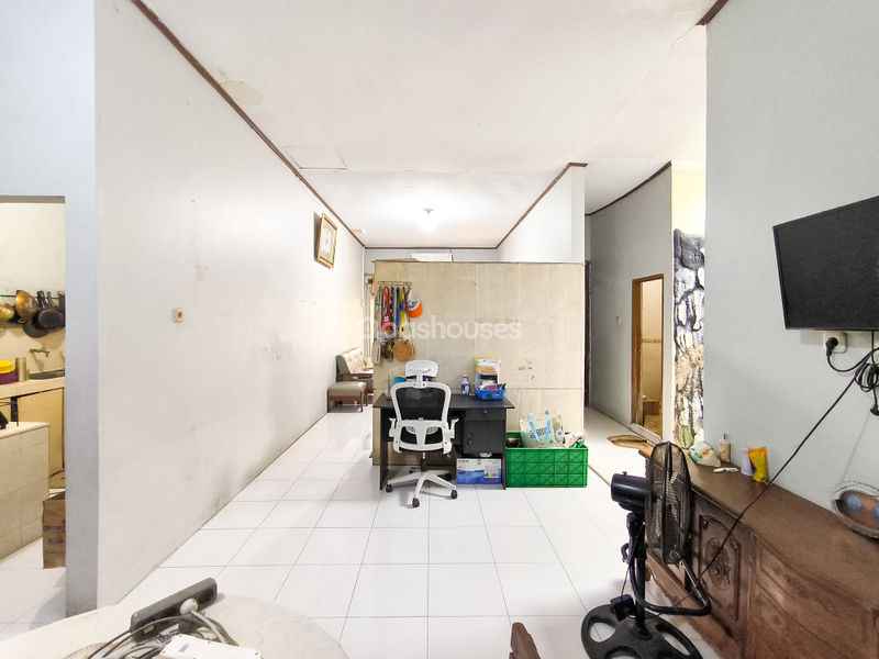 Jalan H. Mandor Salim Kembangan