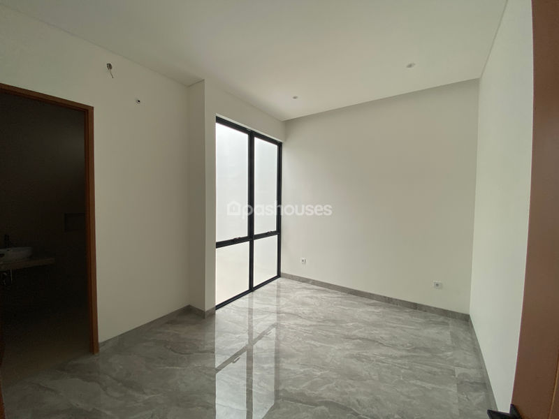 The Icon BSD Cluster Cosmo