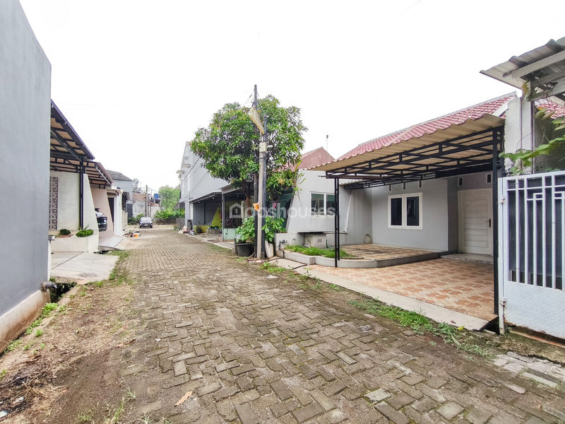 Cluster Puri Assadiyah ll No BB4