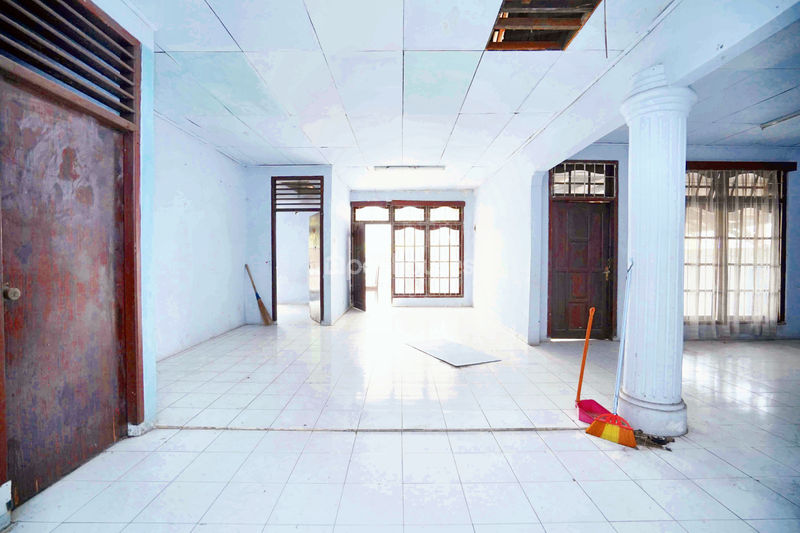 Jalan Cengkeh III