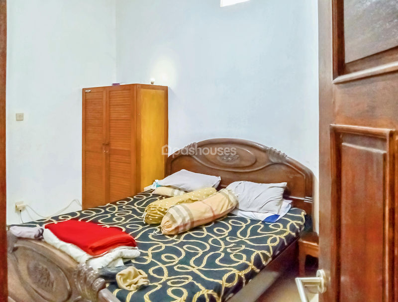 Jalan Desa Jabon Mekar No.102