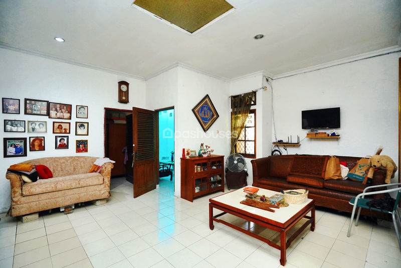 Jalan Pelangi V Jaka Mulya Bekasi