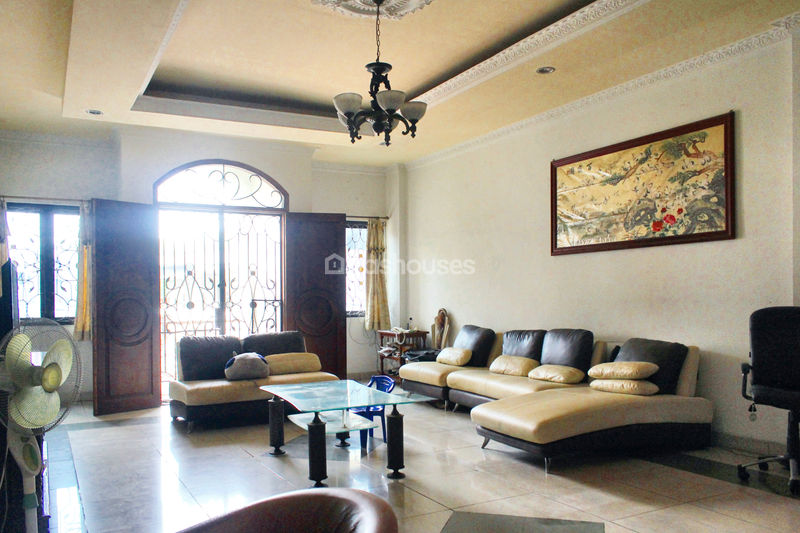 Jl Pintu Air 4