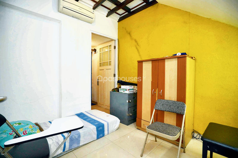 Taman Parahyangan 1