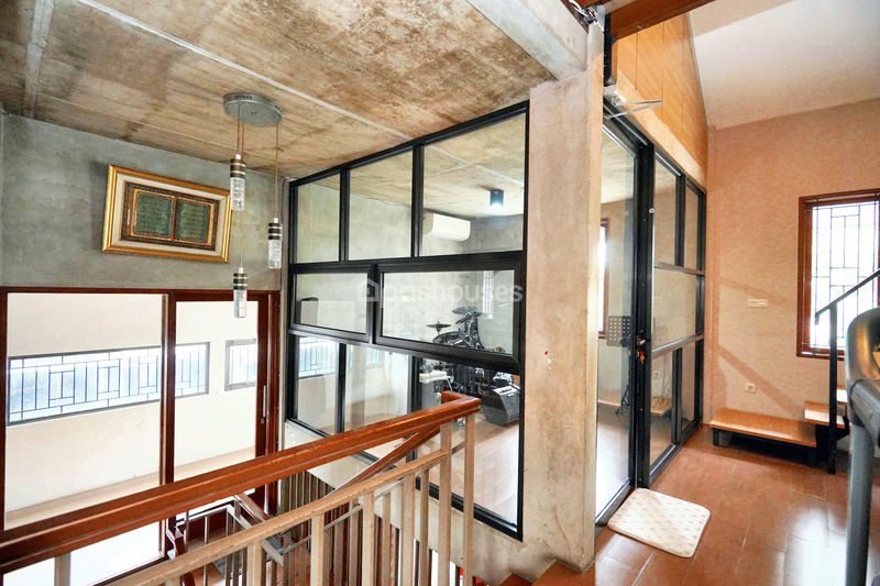 Villa Mutiara Gading 2 Cluster Alamanda