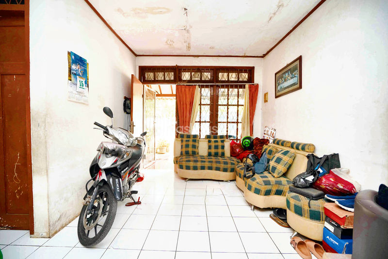 Bukit Pamulang Indah Blok B8 No.5