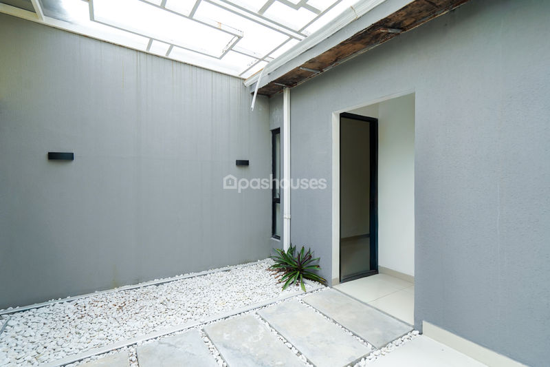 Perumahan Samanea Hill Blok C No.05