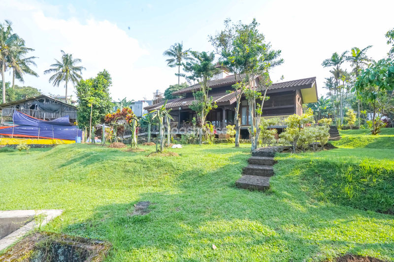 Villa Cihideung Bogor