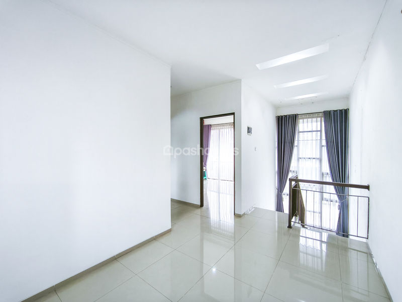 Perumahan Emerald Land Cibinong Blok C23