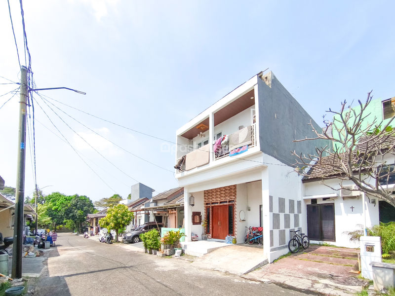 Graha Raya Cluster Verina Blok J