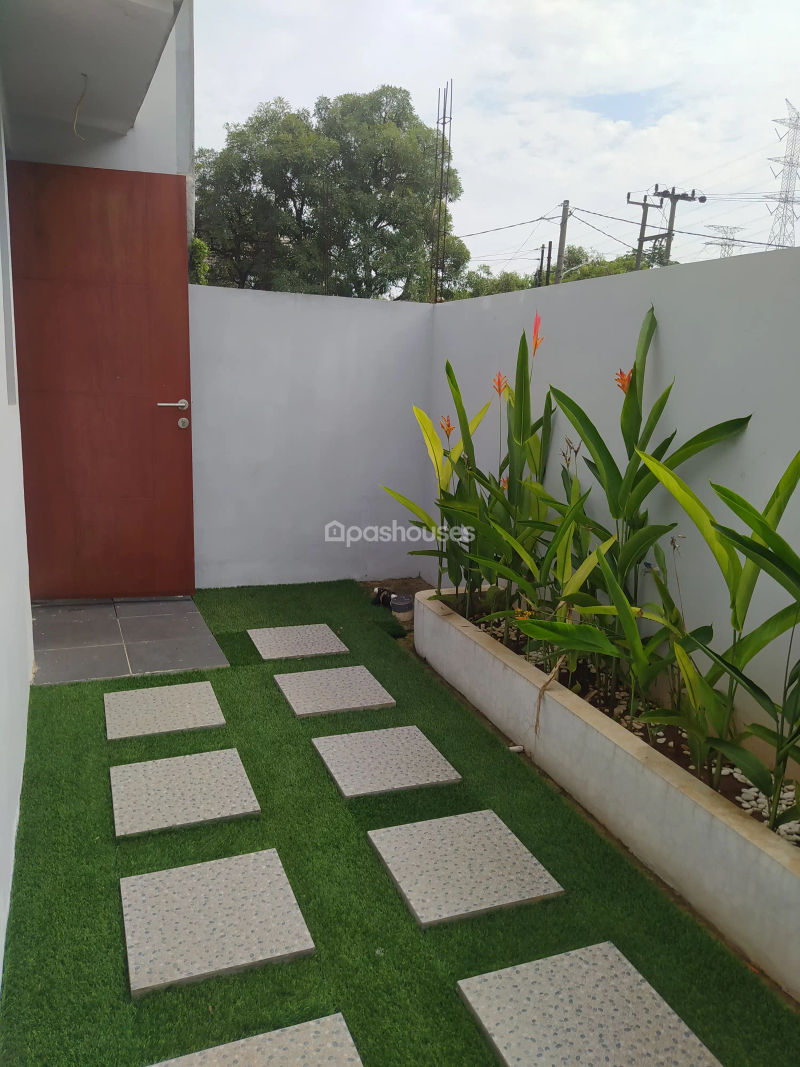 Cikeas Country Residence Blok D4 No.4