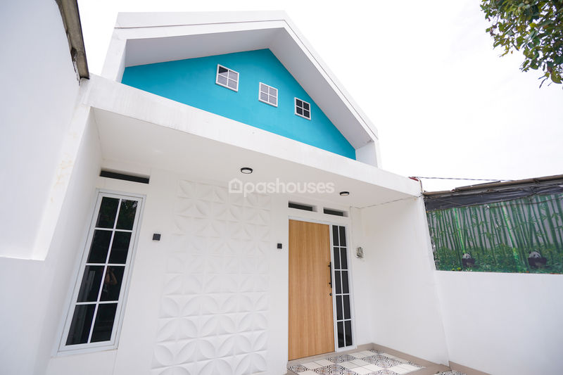 Bekasi Timur Regency Cluster Malachite Blok M8 No.36