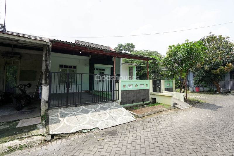 Bekasi Timur Regency 3 Cluster Ivory Blok I1 No.38