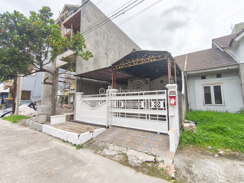 Villa Mutiara Gading 3 Cluster Verona Blok C3 No.2