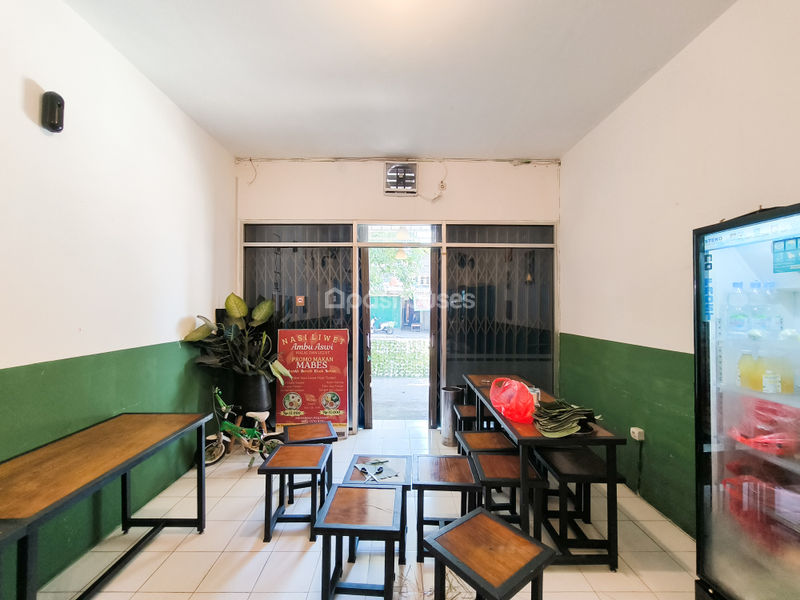 Jalan Mawar Merah II No.54A