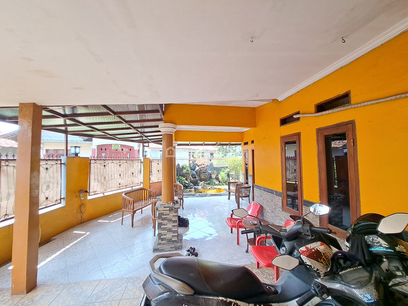 Jalan Raya Pasir Putih