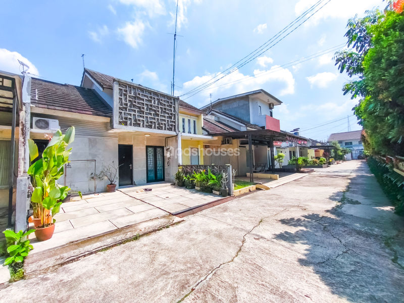 Perumahan Three Residence