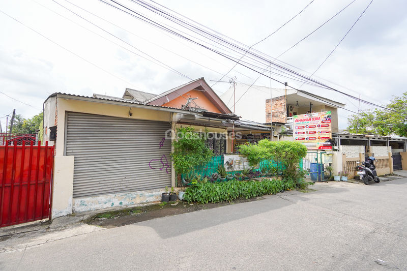 Jalan Buni Cipayung