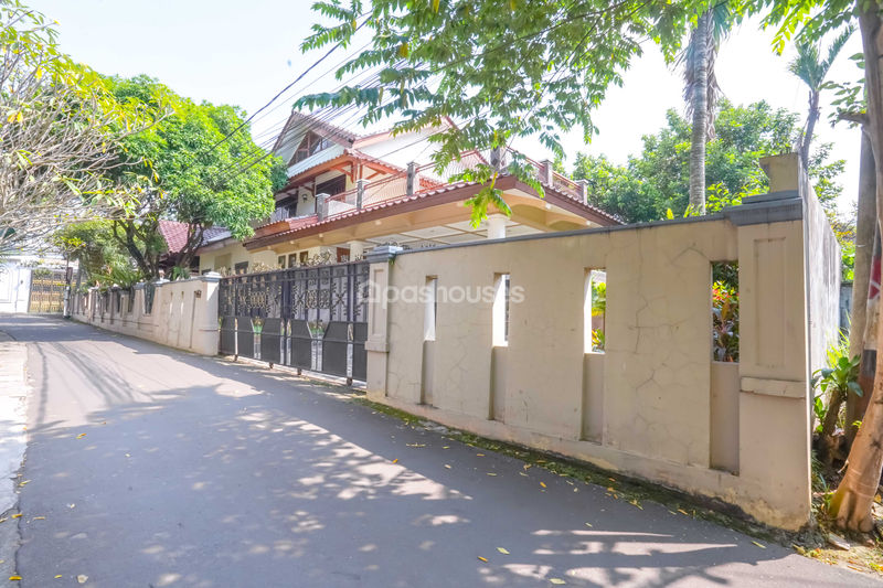 Jalan Sarinembah No.10 Depok