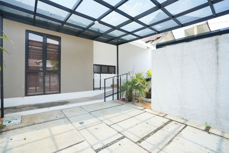 Telaga Kahuripan Jln Candraloka Blok A