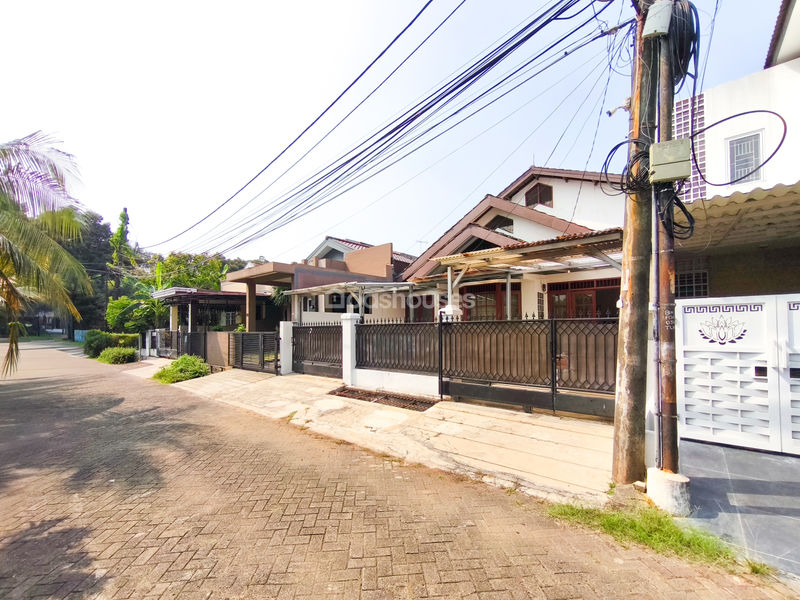 Bintaro Jaya Sektor 5 No.18
