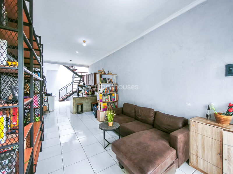 Cilebut Residence 1 Cluster Bougenville Blok I1 No.12