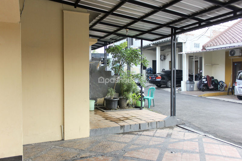 Tajur Town house