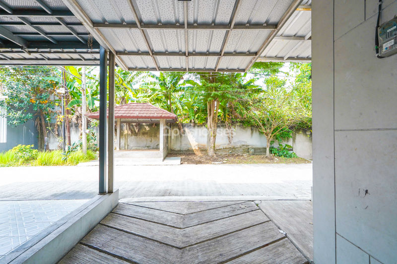 Jalan Pesona Cinere Residence