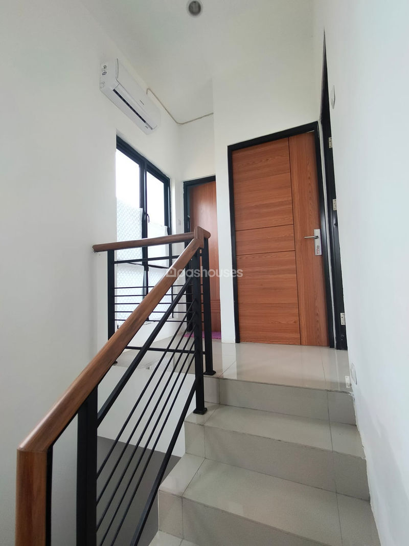 Perumahan The Boulevard Jalan Pangrango Raya No.8