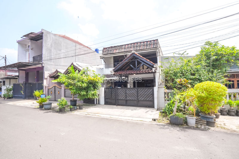 Jalan Pakarena Raya Depok