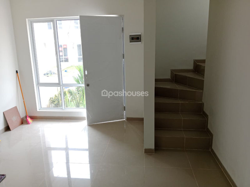 Paradise Serpong City Cluster Ecoscape Blok BC10 No.69