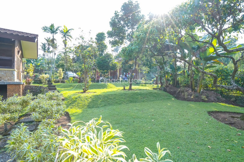 Villa Cihideung Bogor