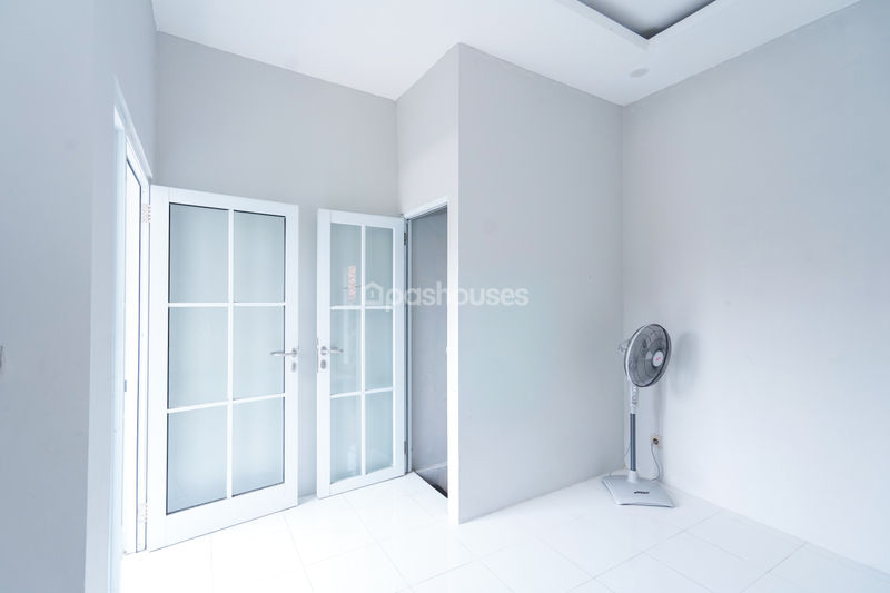 Kemang Swatama Residence Blok H No.24