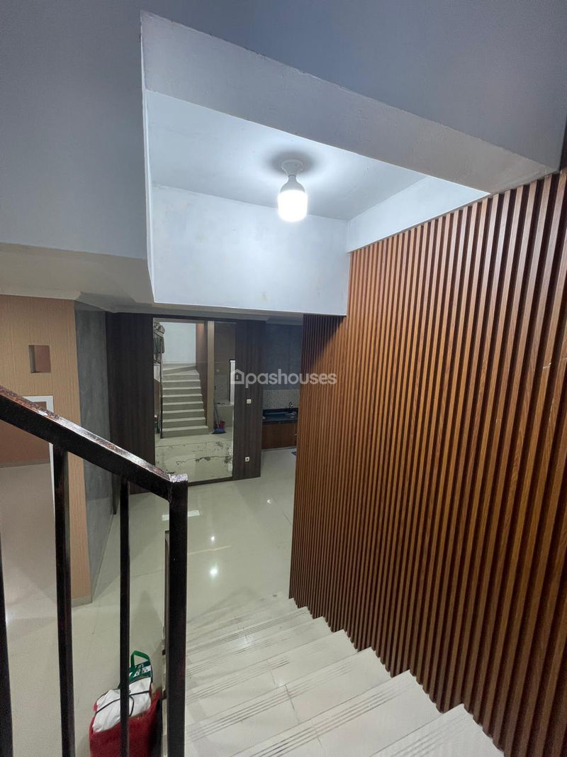 Perumahan Imperial Gading Blok H1 No.12