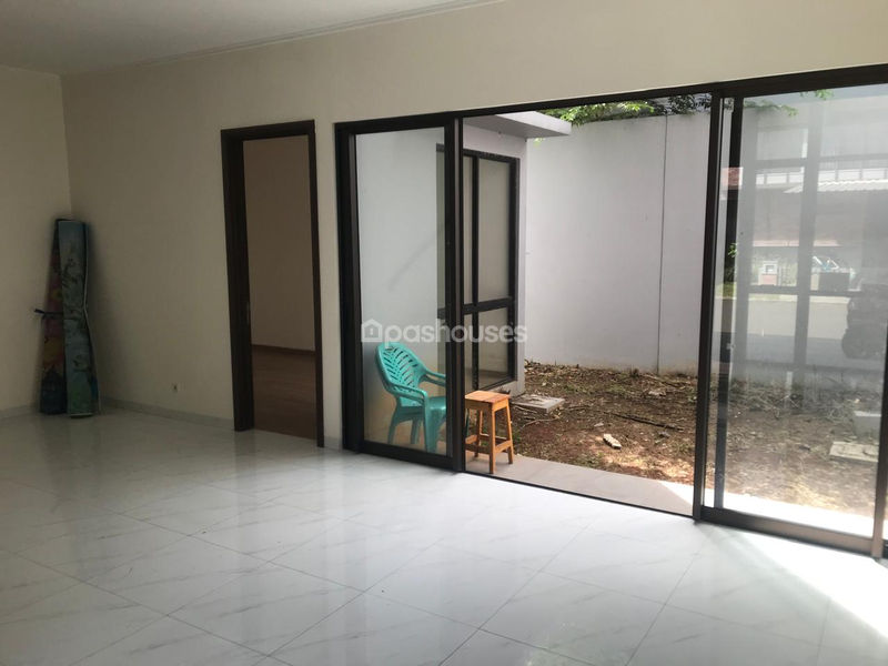 Perumahan Suvarna Sutera Cluster Dakota