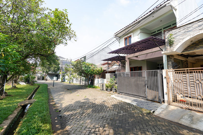 Perumahan Jatibening Estate Blok B4 No.28