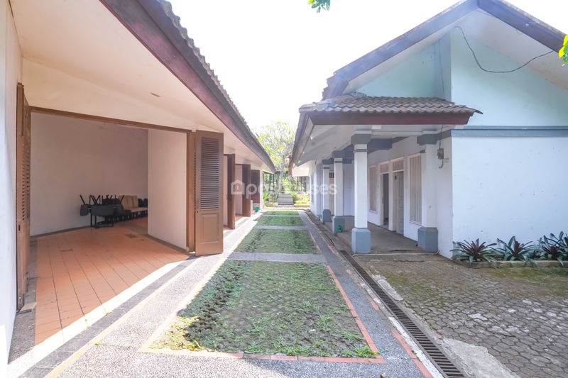 Jalan Sarinembah No.10 Depok
