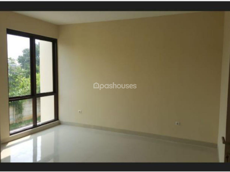 Adora Town House 
